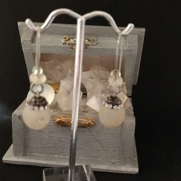 Beautiful handmade geode Crystal dangles - Picture 1 of 3